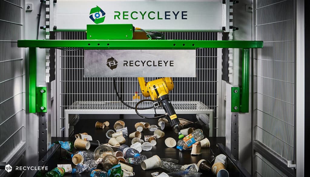Robot recycleye