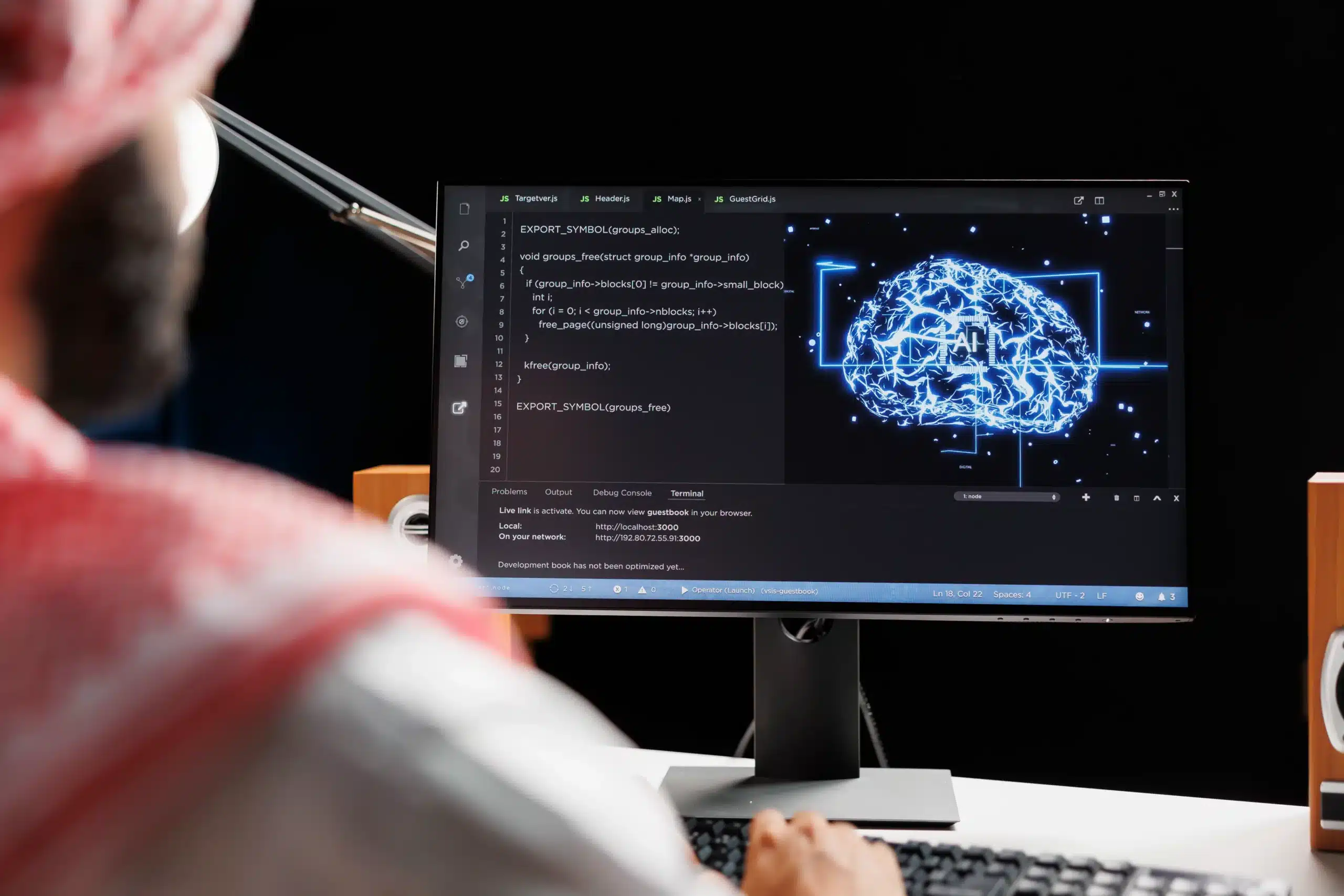 Ecran affichant une intelligence artificielle pour illustrer le deep learning avec TensorFlow Playground.